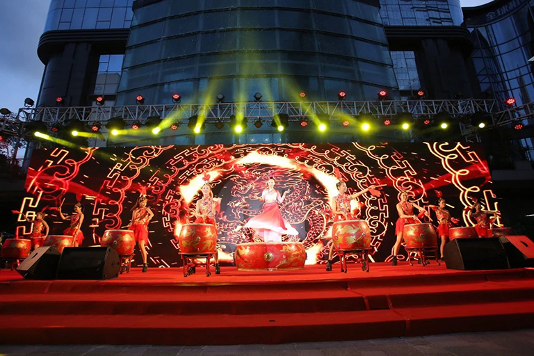 4D生態(tài)e都的歡歌盛筵2