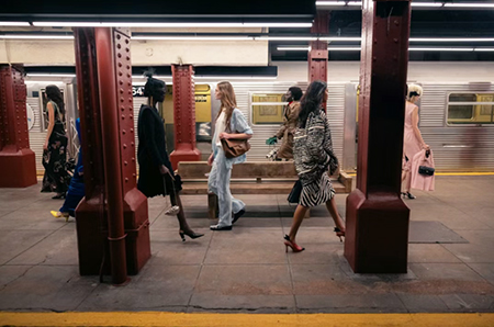 香奈兒地鐵站大秀翻車？場地選擇的藝術(shù)與冒險(xiǎn)